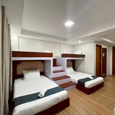Staycation Hotel San Jose  Bagian luar foto
