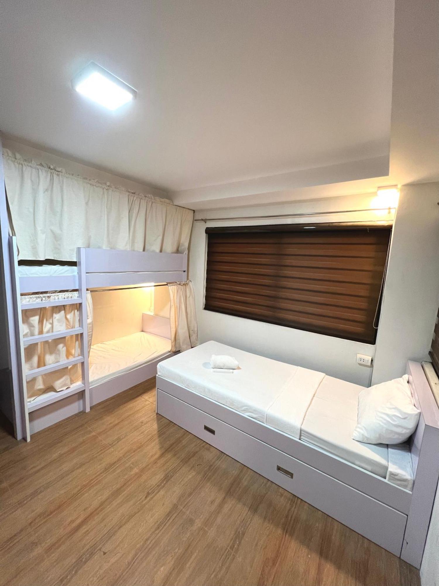 Staycation Hotel San Jose  Bagian luar foto