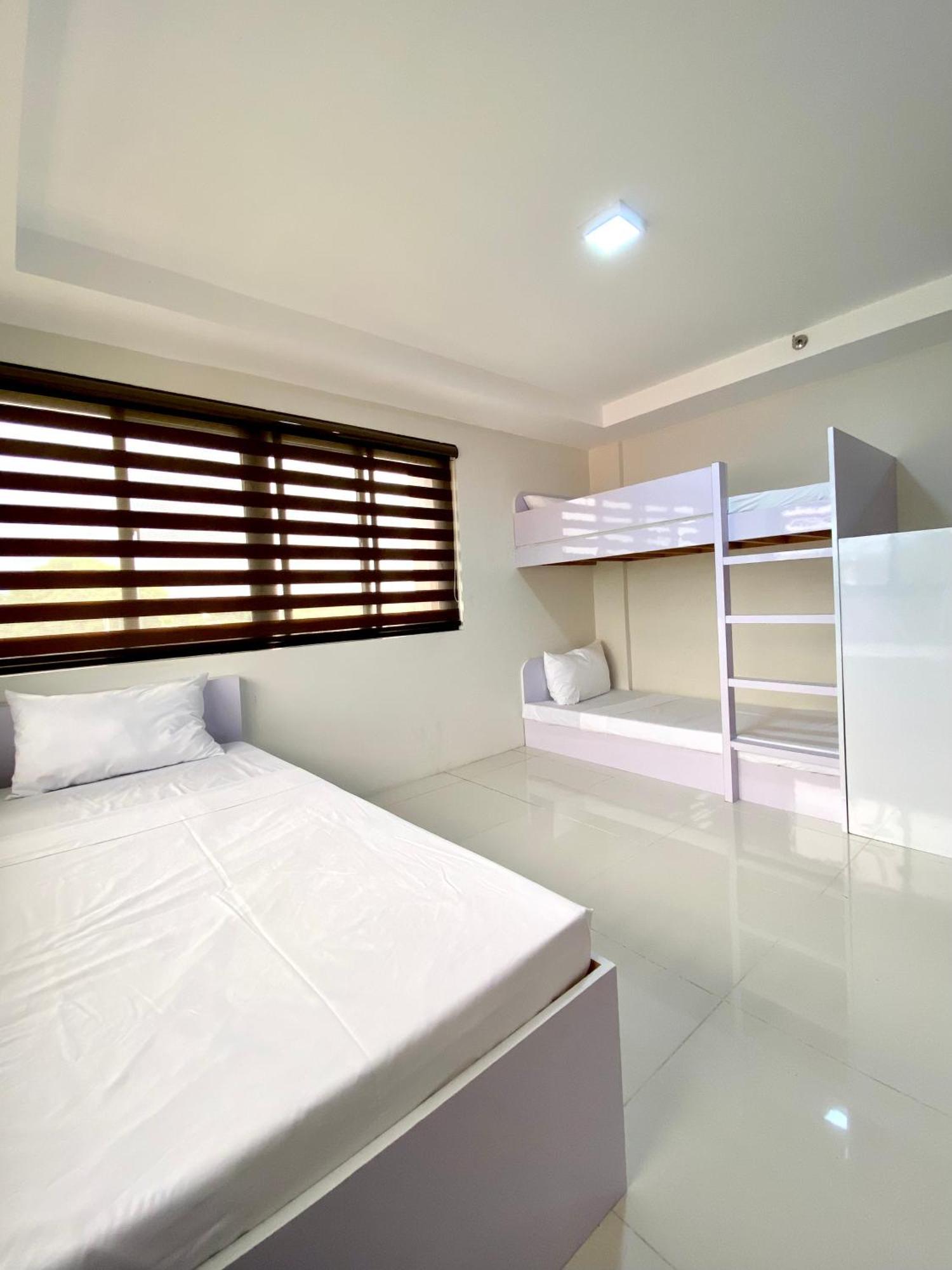 Staycation Hotel San Jose  Bagian luar foto
